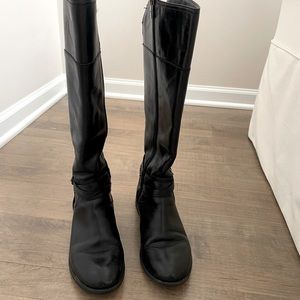 Marc Fisher - Black boots (7.5)